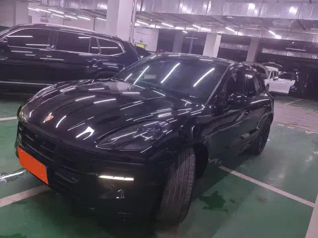 Фотография автомобиля — Porsche Macan