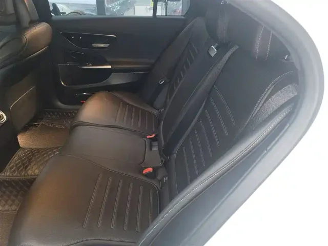 Mercedes-Benz C-Class — Фото автомобиля 16