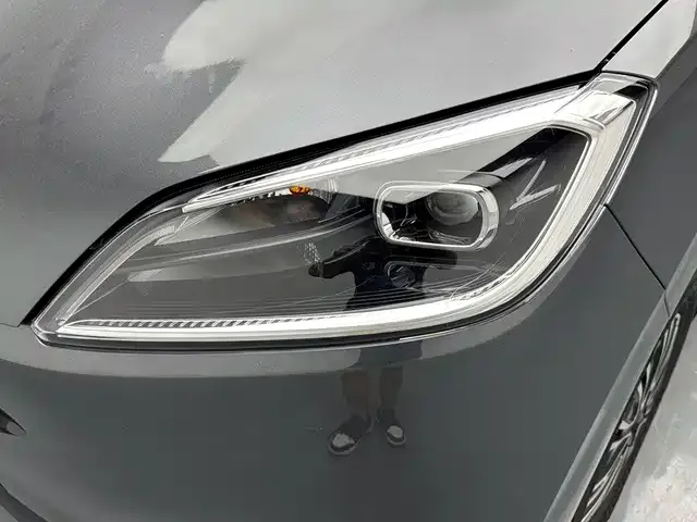 Wuling Hongguang — Фото автомобиля 16