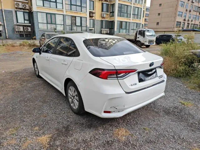Toyota Corolla — Фото автомобиля 4