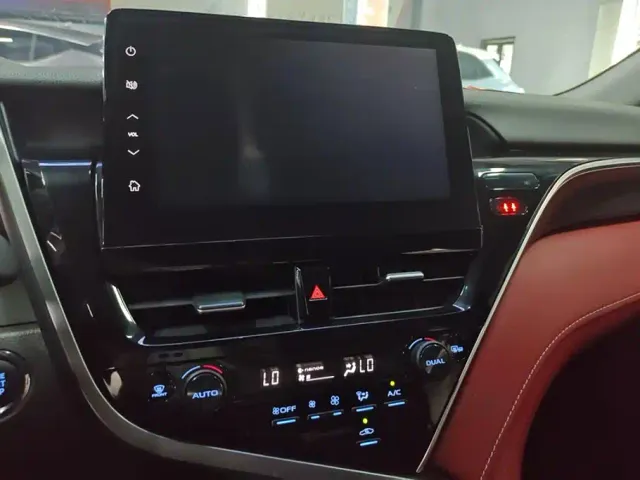 Toyota Camry — Фото автомобиля 13