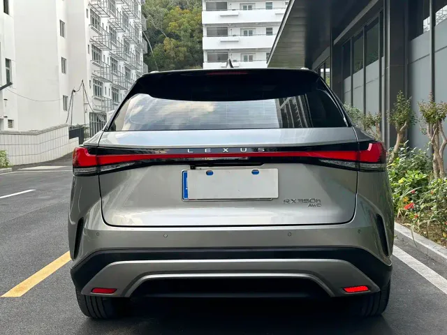 Lexus RX — Фото автомобиля 6