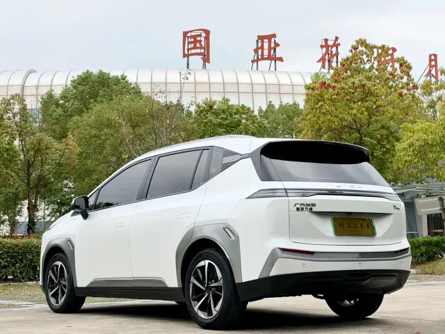 GAC Aion Y — Фото автомобиля 6