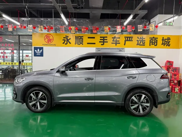 BYD Song Pro — Фото автомобиля 10