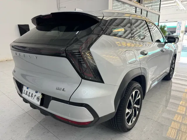 Geely Boyue L — Фото автомобиля 9