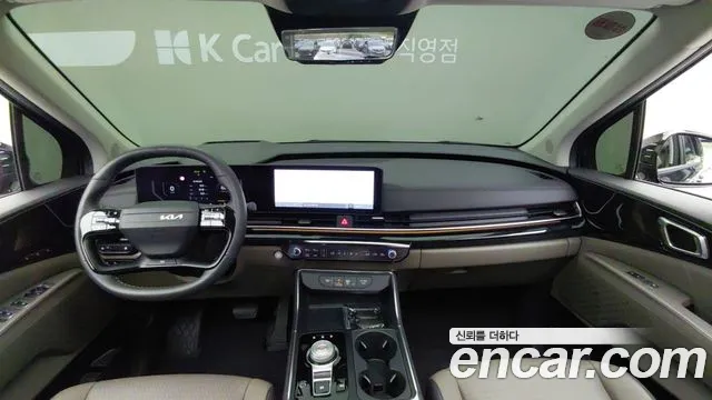 Kia Carnival Generation 4 — Фото автомобиля 11