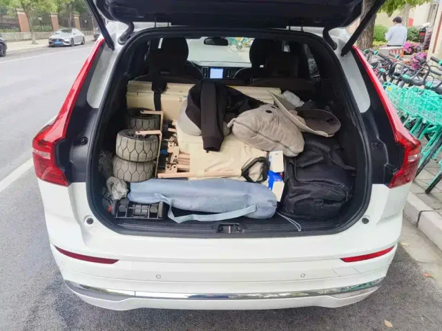 Volvo XC60 — Фото автомобиля 5