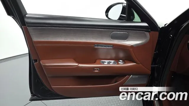 Genesis G90 RS4 — Фото автомобиля 13