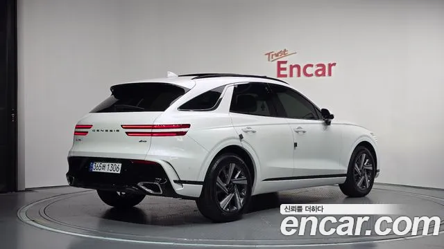 Genesis GV70 — Фото автомобиля 2