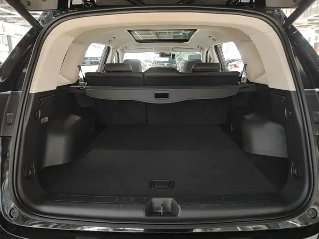 Buick Envision Plus — Фото автомобиля 18
