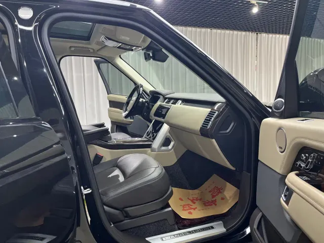 Land Rover Range Rover — Фото автомобиля 12