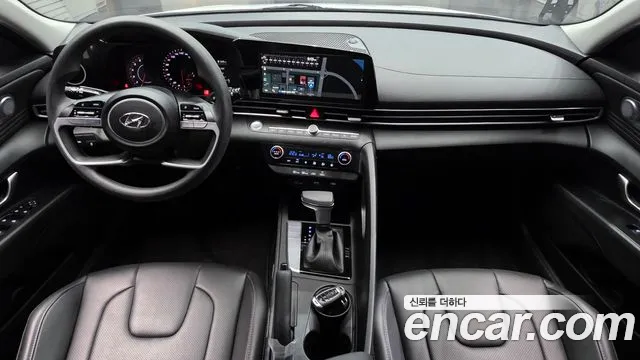 Hyundai Avante CN7 — Фото автомобиля 10