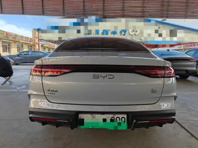 BYD Qin L — Фото автомобиля 5
