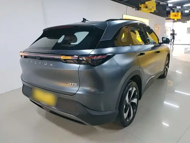 Arcfox Alpha T5 — Фото автомобиля 6