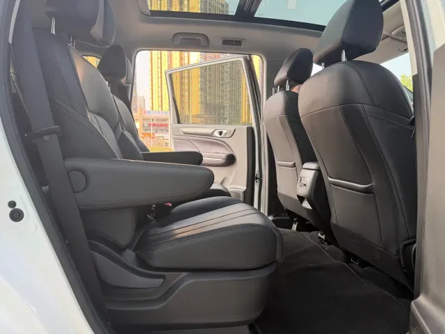 GAC Trumpchi M6 — Фото автомобиля 18