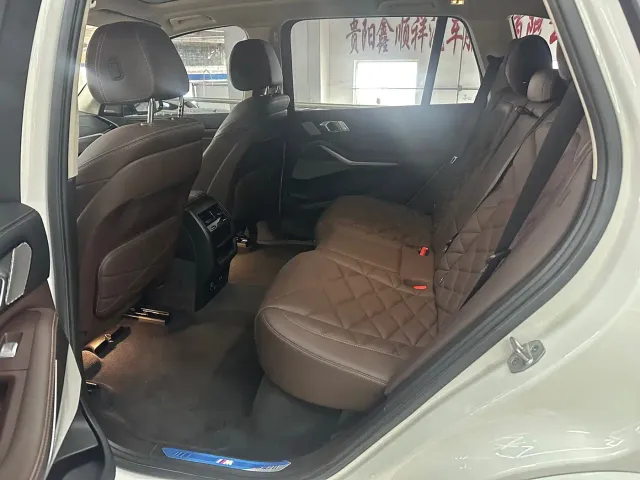 BMW X5 — Фото автомобиля 18