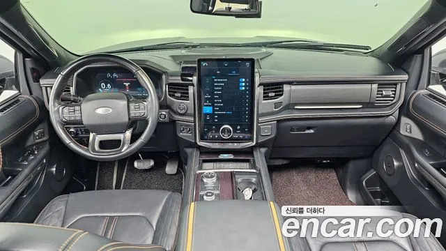 Ford Expedition — Фото автомобиля 7