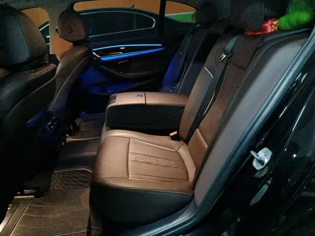BMW 5 Series — Фото автомобиля 13