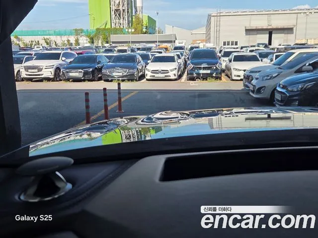 Audi RSQ8 — Фото автомобиля 15