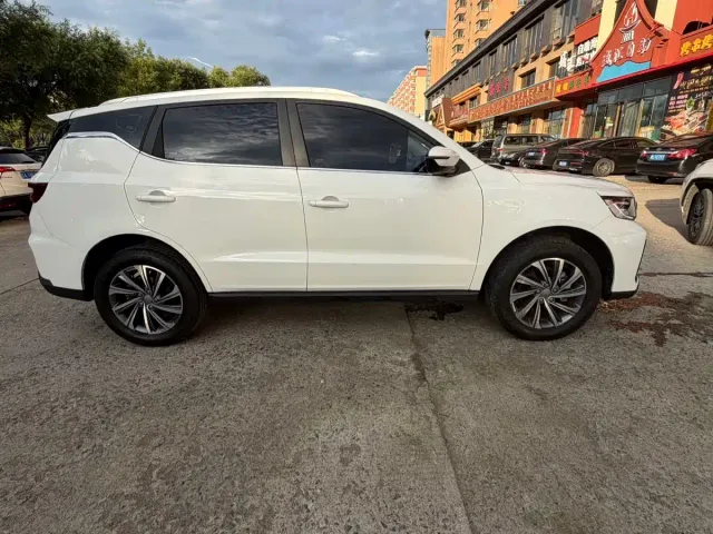 Geely Vision X6 — Фото автомобиля 7