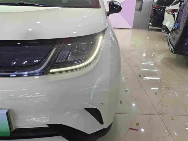 BYD Dolphin — Фото автомобиля 11