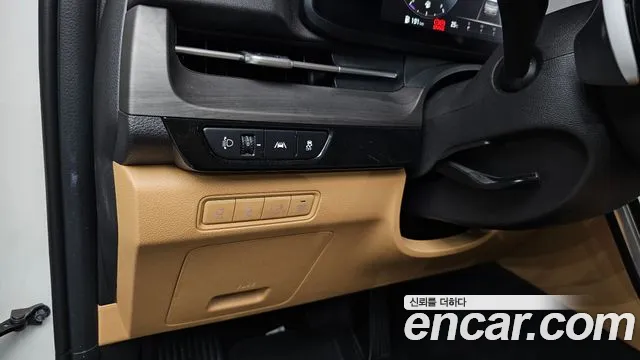 Kia Canival Carnival 4 поколение Дизель 9 мест Signature — Фото автомобиля 13