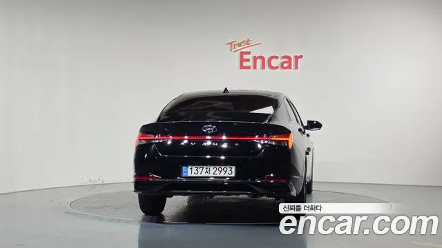 Hyundai Avante — Фото автомобиля 4