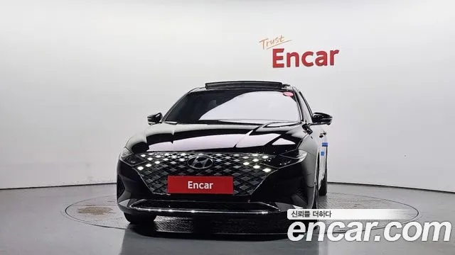Hyundai Grandeur Grandeur (New) Hybrid — Фото автомобиля 3