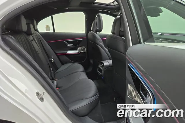 Mercedes-Benz E-Class E-класс W214 E300 4MATIC Exclusive — Фото автомобиля 10