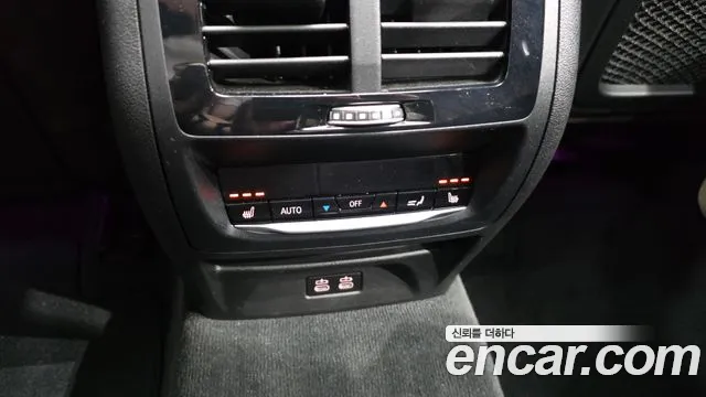 BMW X4 xDrive20i M Sport — Фото автомобиля 19