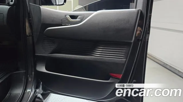 Hyundai Staria — Фото автомобиля 14