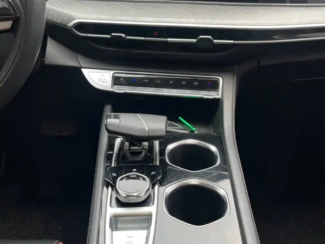 Changan Eado — Фото автомобиля 15