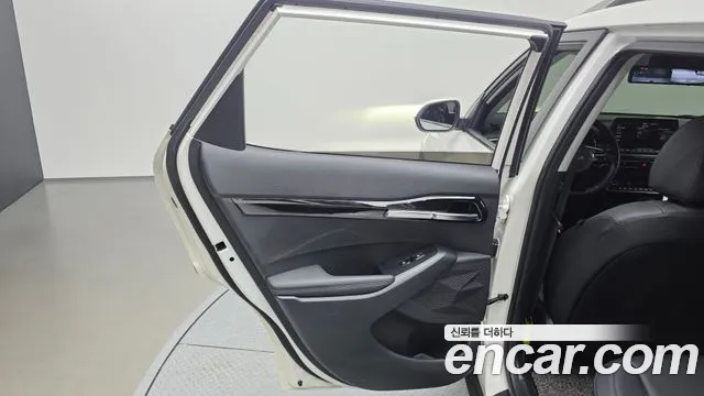Kia Seltos Seltos Бензин 1.6 турбо 2WD — Фото автомобиля 24