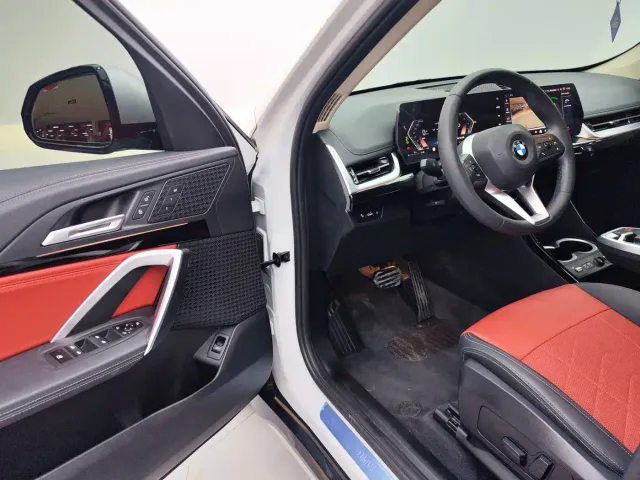 BMW X1 — Фото автомобиля 11