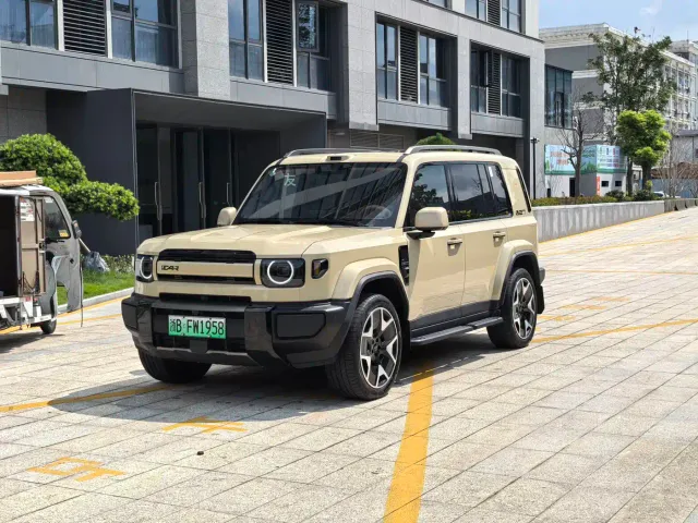 Фотография автомобиля — iCAR V27