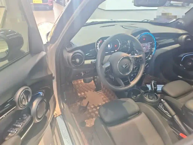 MINI Hatch — Фото автомобиля 15
