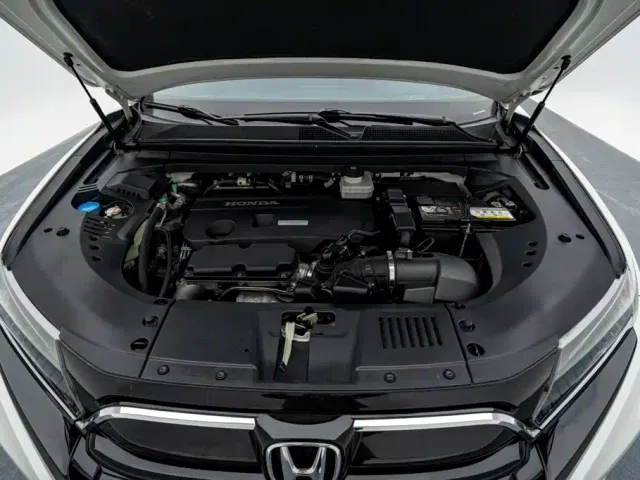 Honda UR-V — Фото автомобиля 19