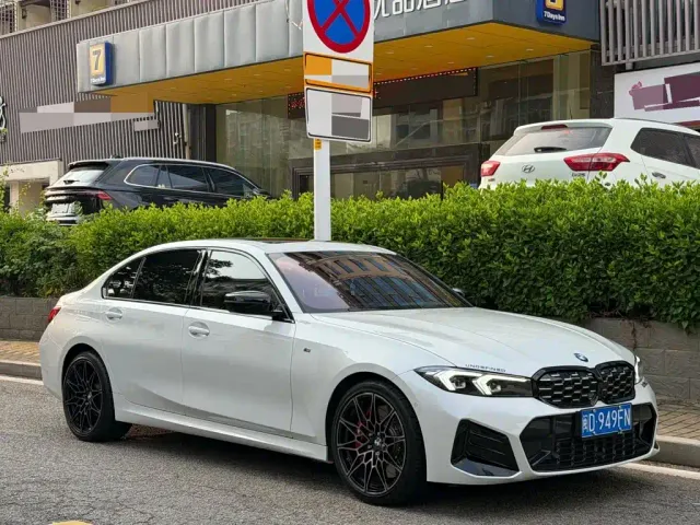 BMW 3 Series — Фото автомобиля 3