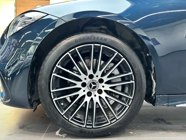 Mercedes-Benz C-Class — Фото автомобиля 19