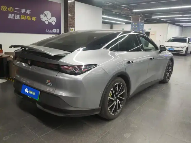 Arcfox Alpha S5 — Фото автомобиля 3