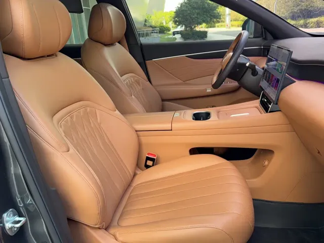 Dongfeng Aeolus L8 — Фото автомобиля 12