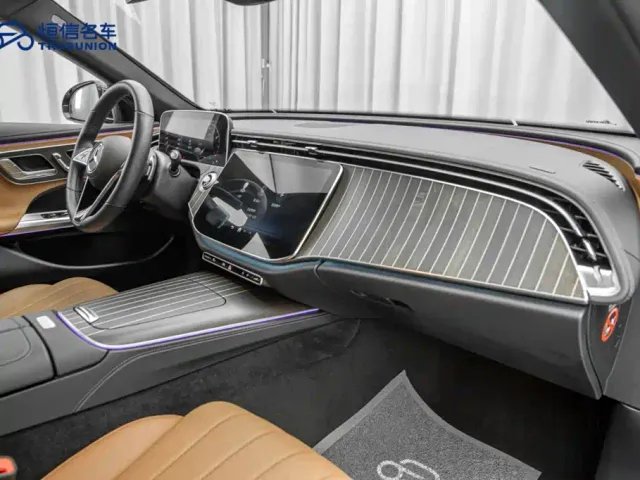 Mercedes-Benz E-Class — Фото автомобиля 16