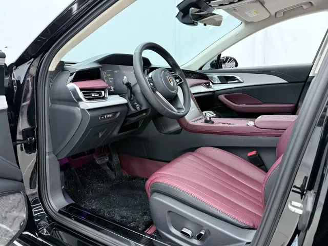 Hongqi H5 — Фото автомобиля 4