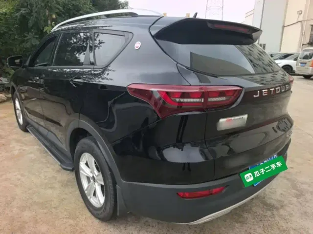 Jetour Jetour X70M 2022 1.5T Manual Avant-garde Partner 5-seater — Фото автомобиля 4