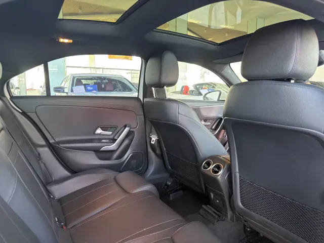 Mercedes-Benz A-Class — Фото автомобиля 10