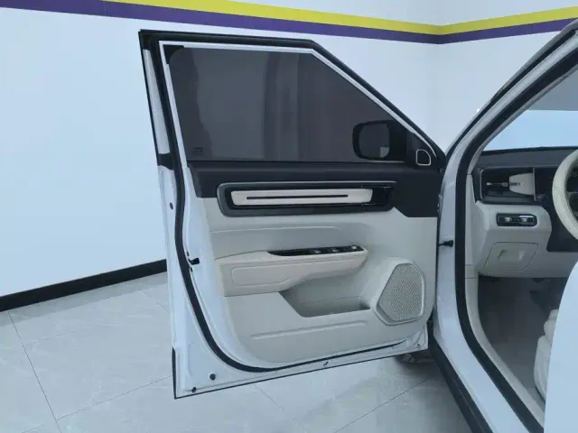 Geely ICON — Фото автомобиля 7