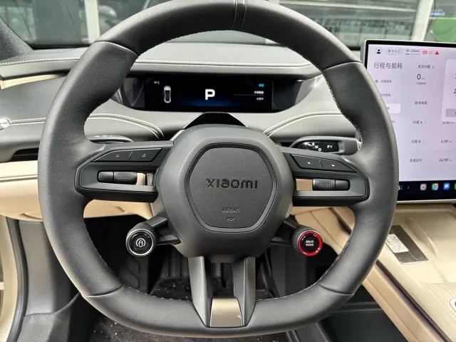 Xiaomi SU7 — Фото автомобиля 15