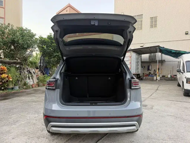 Volkswagen Tharu — Фото автомобиля 9