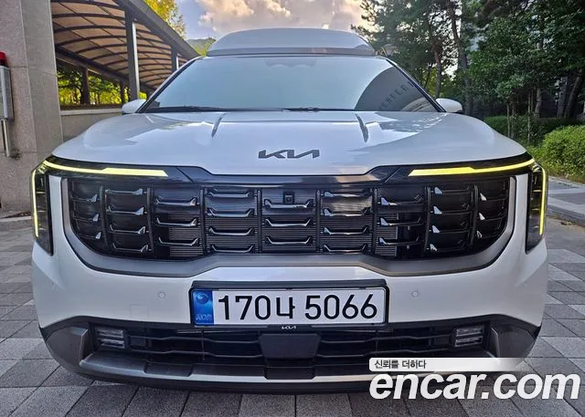 Kia Canival Новый Carnival 4 поколение Бензин 9 мест Hi-Limousine (Спецкузов) — Фото автомобиля 2