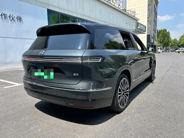 Nio ES8 — Фото автомобиля 2